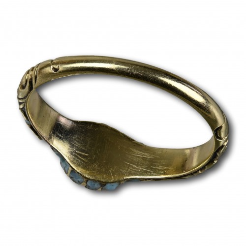 17th century - Blue enamelled gold and diamond ring