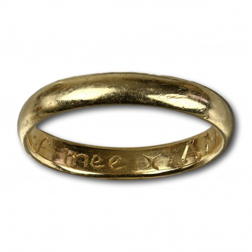  - Gold posy ring engraved ’Think well of mee *AMR*’