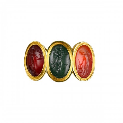 Bague en or avec intailles romaines antiques, 1er - 2e siècle après J.C.