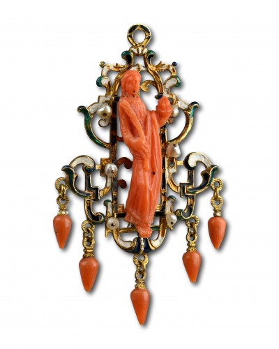 XVIIe siècle - Pendentif en or, émail et corail, Trapani Sicile début du XVIIe siècle