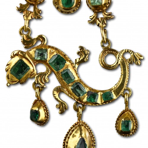 Emerald salamander pendant. Iberian or Spanish Colonial, 17th - 18th centur - 