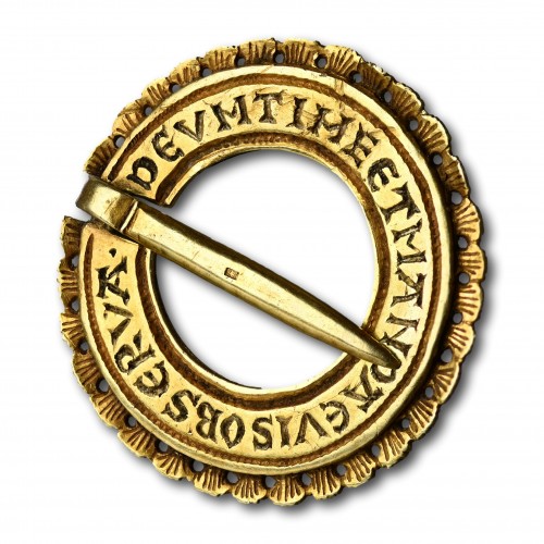 Medieval gold ring brooch - 