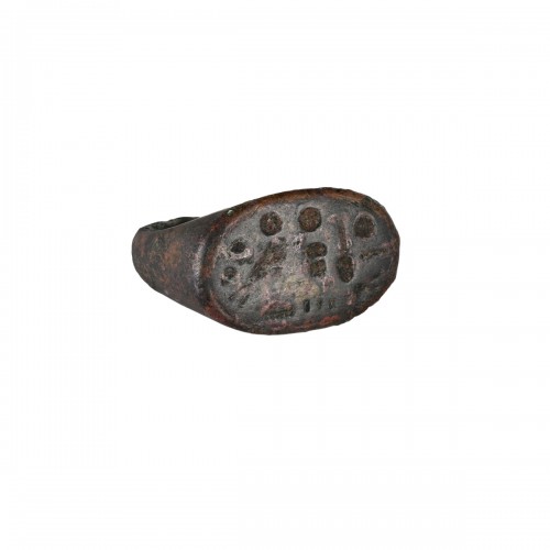 Egyptian bronze stirrup ring, New Kingdom Reign of Akhenaten, 1353-1335 BC