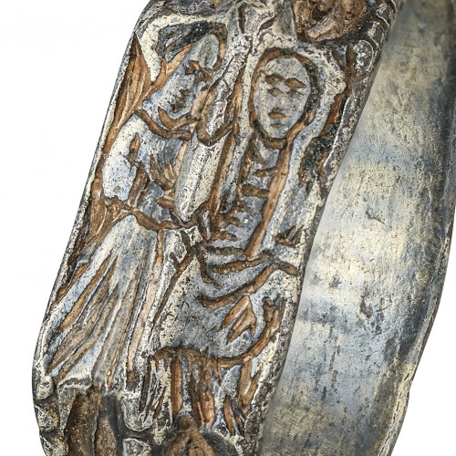 Bague iconographique en argent doré avec des saintes femmes,  Angleterre XVe siècle. - Bijouterie, Joaillerie Style 