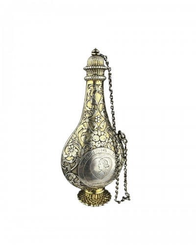 Chased and engraved silver gilt scent bottle, Augsburg circa 1700