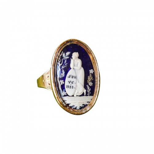 Micro carving souvenir ring, France late 18th century