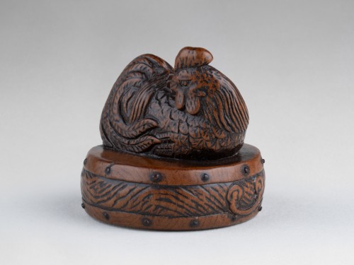 Asian Works of Art  - Netsuke by Tametaka. A wood model depicting a rooster