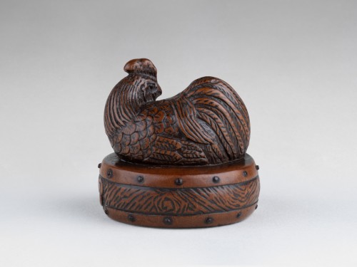 Netsuke by Tametaka. A wood model depicting a rooster - 