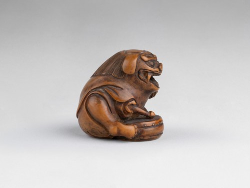 Netsuke par Sansho – Shishimaï en bois sculpté, Japon Edo - 