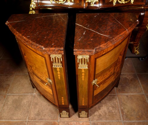 Pair of corner cabinets with architectural scenes, stamped Caumont - Louis XVI