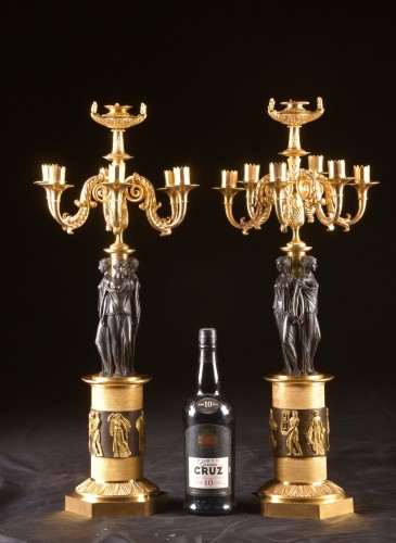 Large A Pair Of Seven-light Bronze Empire Candelabra, Three Gratien - Lighting Style Empire