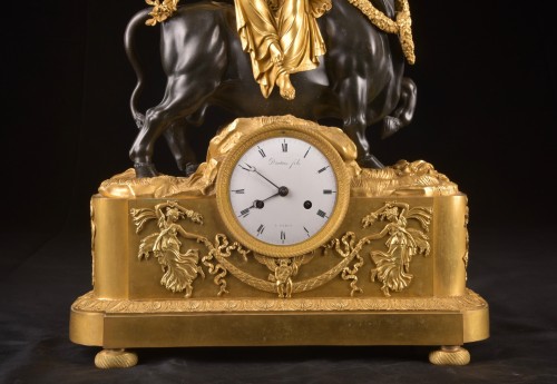 Horology  - The Abduction of Europe, early 19th century bronze clock