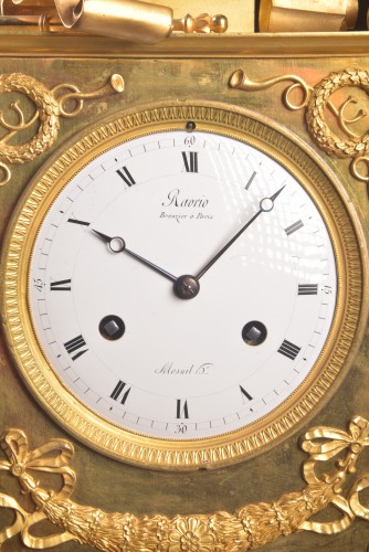 Grande horloge signée Antoine André Ravrio (1759-1814) & Mesnil - Horlogerie Style Empire