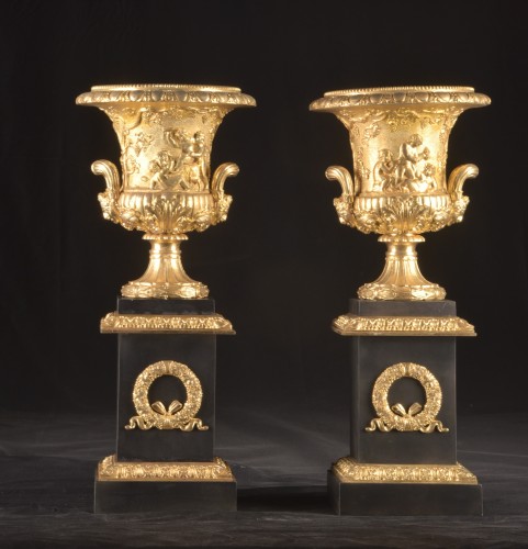 Grands vases Médicis en bronze doré, Empire - Mora Antiques