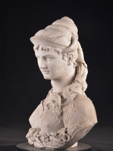 Buste de femme en marbre de Carrare, Italie 19e siècle - Sculpture Style 