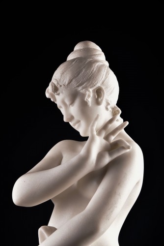 Cesare Lapini (1880-1910) Baigneuse en marbre - Sculpture Style Art nouveau