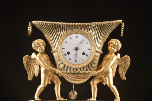 Bronze Empire Clock With Cherubs Ca. 1800-1820 - Horology Style Empire