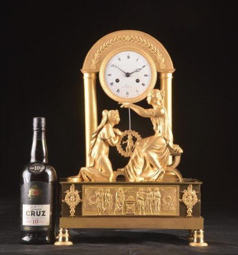 Horlogerie Pendule - Pendule de cheminée Empire, « Le couronnement de la vertu » par Drouot