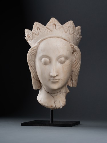 A 15th century Nottingham alabaster head of a Virgin - Sculpture Style Middle age