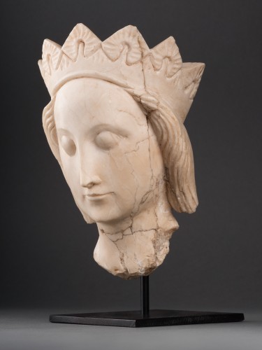 Middle age - A 15th century Nottingham alabaster head of a Virgin
