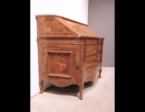 Commode scribanne, Italie 18e siècle - Mobilier Style Louis XV