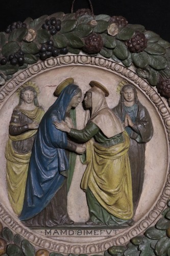 Art sacré, objets religieux  - Haut-relief en terre cuite, « Madone de la Visitation », 19e siècle