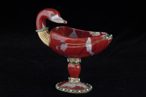 Objet de décoration Cassolettes, coupe et vase - Verseuse en jaspe rouge avec applications de bronze doré et pierres tendres