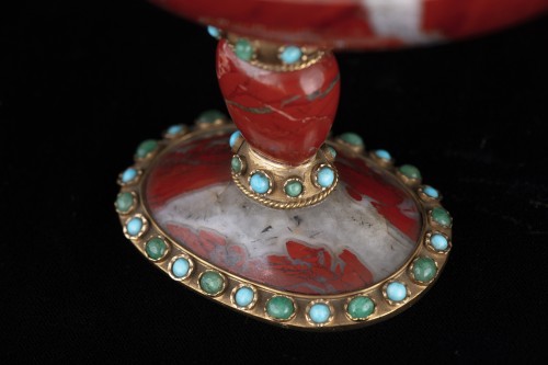 20th century - Red Jasper Pourer With Gilded Bronze Applications And Soft Stones