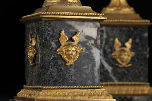 XIXe siècle - Paire de cassolettes en bronze d'époque Empire
