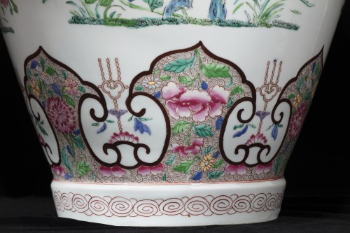 Porcelain & Faience  - Large Polychrome Porcelain Vase In Shades Of Green And Pink, On A White Bac