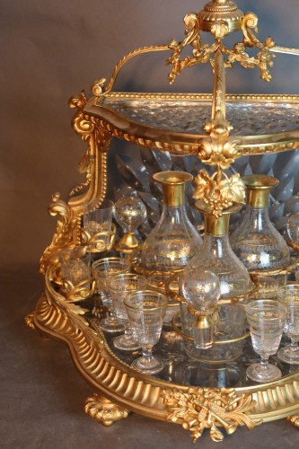 Cave à liqueur en cristal et bronze Baccarat - Philippe Cote Antiquités