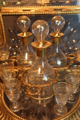 Antiquités - Cave à liqueur en cristal et bronze Baccarat