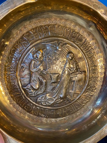 Offering basin with Annunciation of the Virgin Mary, 16th century - Religious Antiques Style 