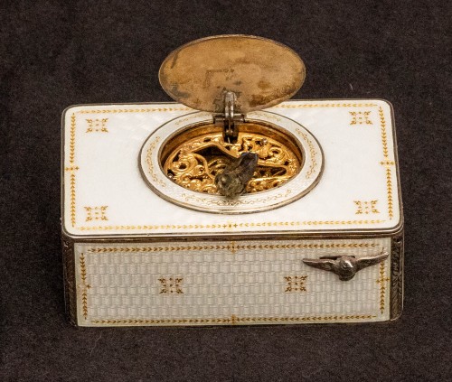 German Early Twentieth Century Enamelled Silver Singing Bird Box - Objects of Vertu Style 