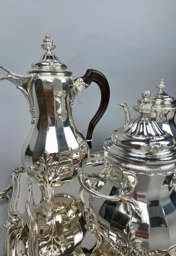 Antiquités - Service à thé en argent par Marcel Wolfers