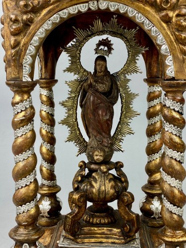Art sacré, objets religieux  - Tabernacle du début du XVIIIe siècle en bois et argent massif