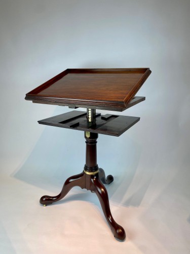 A beautiful George III Cuban mahogany library table - 