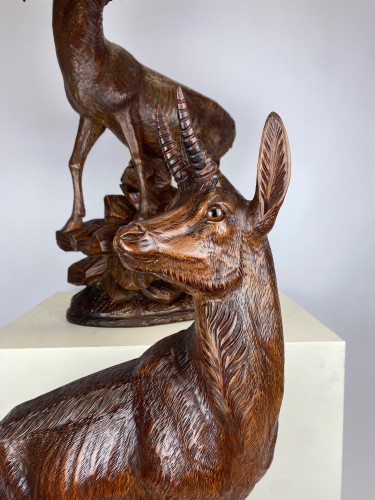 Large Chamois Carved In Wood. Black Forest - Curiosities Style 