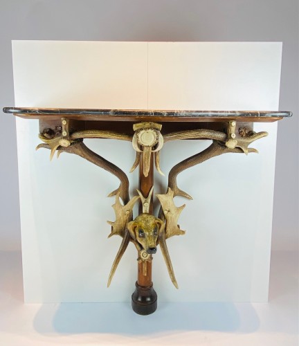  - A 19th century Black Forest antlers console with marble top