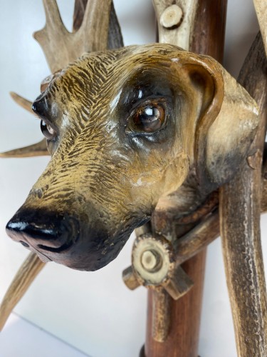 Antiquités - A 19th century Black Forest antlers console with marble top