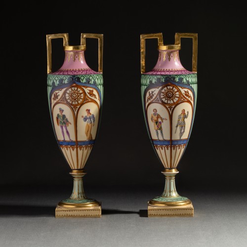 19th century - Dihl And Guérhard - Pair Of &quot;spindle&quot; Vases With Troubadour Decor