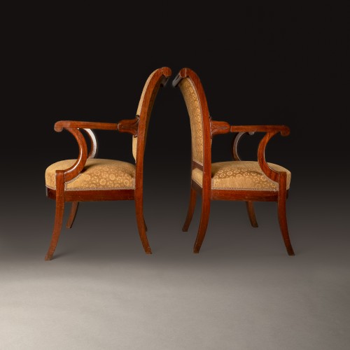 Paire de fauteuils d'officier d'époque Empire en acajou et damas de soie - Schoppmann Art and Antiques