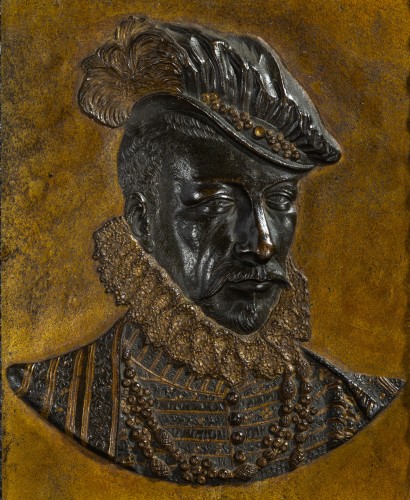 XVIe siècle et avant - Portrait de Charles IX au repoussé, fin du XVIe siècle, entourage de Germain Pilon