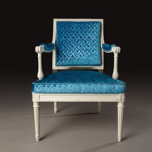 Sièges Fauteuil & Bergère - Fauteuil à la Reine en hêtre laqué et velours de soie Estampillé Georges Jacob, maître en 1765