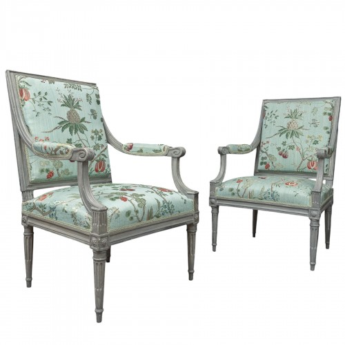 Pair of large Louis XVI armchairs à la Reine by Antoine Gaillard, Master in 1781