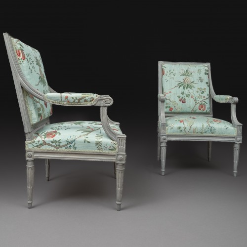 Sièges Fauteuil & Bergère - Paire d'amples fauteuils à la Reine d'époque Louis XVI par Antoine Gaillard, maître en 1781