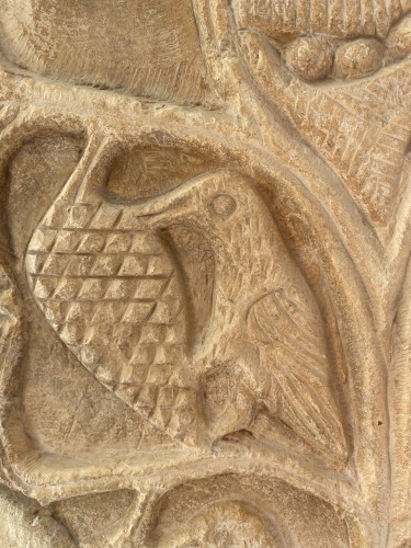 Antiquités - Relief d'oiseau préroman, Xe siècle ou antérieur, sud de France ou nord de l'Espagne