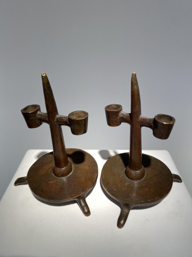 A Pair of Candlesticks holders, Flanders 16th century - Lighting Style Renaissance