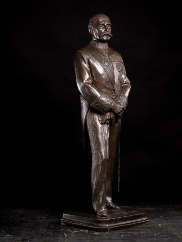 Bronze by Herbert Cawood.Sir Frederick Lugard-Colonial administrator.  - 