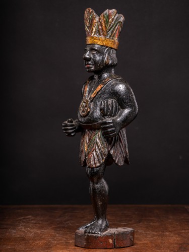 Sculpture  - Countertop Cigar store Northern American Indian statue, Unknown artist